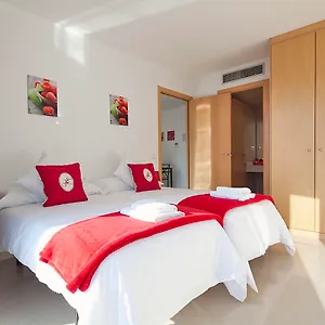  Apartment Charmsuites Nou Rambla Spain